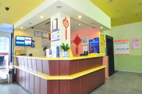Ting Hotel - Image 4