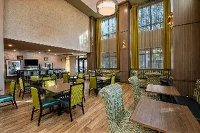 Hampton Inn & Suites Keller Town Center - Image 2