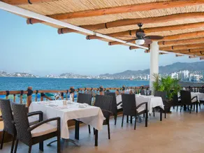 Grand Hotel Acapulco - Image 2