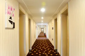 Home Inn - Paibo Yun Hotel - Taiyuan Wuyi Plaza Liu Alley - Image 3