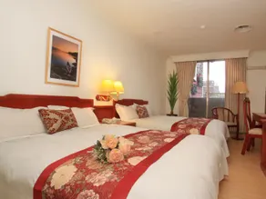 Crown Hotel - Image 4