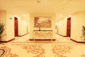 Vienna Hotel Chengdu Chongzhou High-Speed Railway Station Wanda - Image 4
