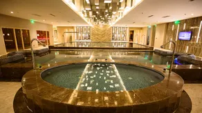 Wavyeas Hotels - Image 3