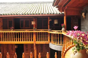 Moonshine Inn - Image 4
