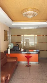 Xingan Zhongshan Business Hotel - Image 2