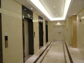 Vienna Hotel Wu'anPlaza store - Image 3