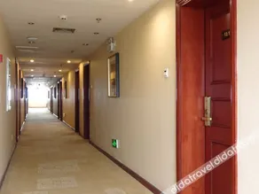 Tian Hu Hotel - Image 4