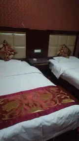 Wenqing Theme Hotel (Yulin Fushi Road Shop) - Image 5