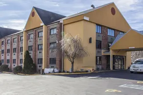 The Cromwell Inn - Image 2