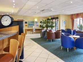Holiday Inn Express Gloucester - South by IHG - Image 3