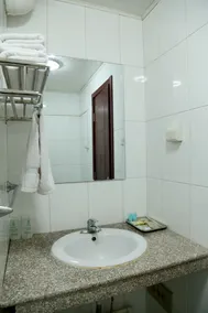Zhongsheng Hotel - Image 5