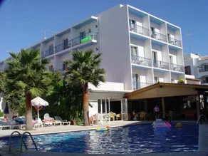 Hostal Mar y Huerta - Image 4