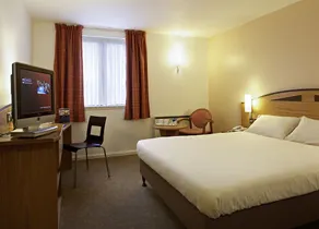 Travelodge Wellingborough - Image 2