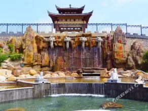 Kunlong Hot Spring Hotel - Image 4