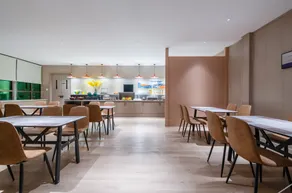Sweet Lemon Hotel Kunming - Image 3