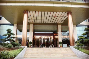 Tongren Vermilion Sand Hotel - Image 5