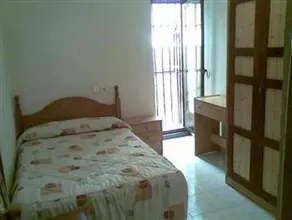 Hostal El Tera - Image 2