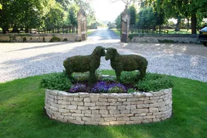 The Manor Country House Hotel - Image 3