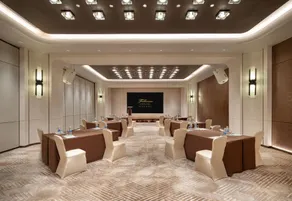 Fillmore International Hotel Shanghai - Image 2