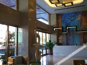 Yinglun Hotel - Image 2