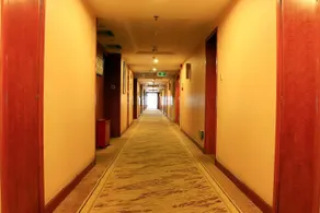 SMIR International Hotel - Image 5
