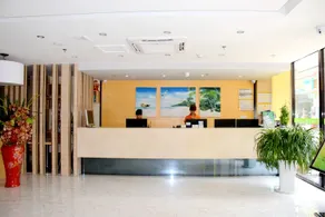 Green Apple Inn - Image 4