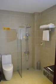 Luoji Sunshine Hotel - Image 2