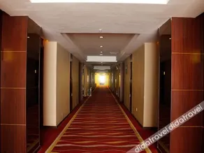 Jia Hu Hotel - Image 3