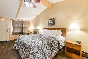 Days Inn Rice Lake - Image 2
