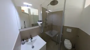 7 ルームズ - Image 4