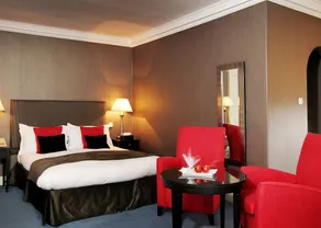 Swinfen Hall Hotel - Image 2