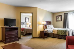 Sleep Inn & Suites Mifflinville - Bloomsburg - Image 4