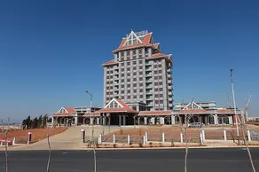 Maple Palace Hotel - Kunming - Image 3