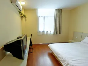 Hanting Shanghai Dabaishu Subway Station Hotel - Image 2