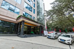Linmanni Hotel (City Center Plaza) - Image 4
