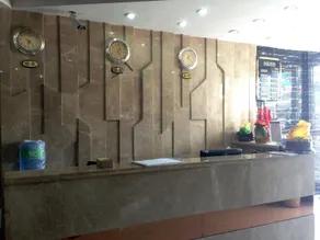 Yiren Business Hotel - Image 5