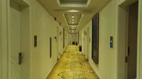 New Sihailong Theme Hotel - Image 2