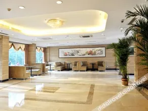Xihu Lingyin Chunmei Hotel - Image 3