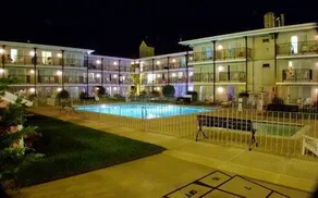 Periwinkle Inn - Image 4