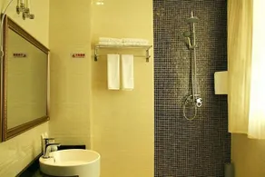 Langrun Hotel - Image 1