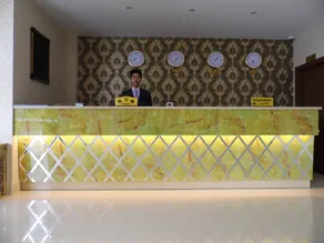 Hao Yulong Seaview Hotel - Image 3