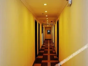 Yi SKY Business Hotel - Image 2