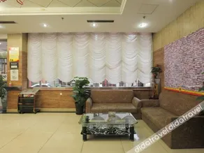Super 8 Plus Hotel (Beijing Tiananmen Square Qianmen Pedestrian Street) - Image 5