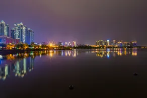 Yueyanglou • Huaman Hotel (Food Street Nanhu Peninsula Branch) - Image 5