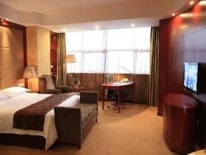 Ourland Hotel - Image 3