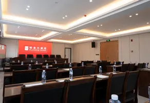 PLATINUM HOTEL - Image 5
