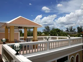 Small Hotel - Image 5