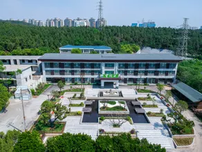 Yunhu Shanju Hotel - Image 5