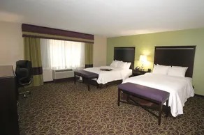 Hampton Inn & Suites Sandusky/Milan - Image 4