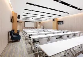 Home Inn Huayi Hotel (Shijiazhuang Zhaiying South Street Branch） - Image 4